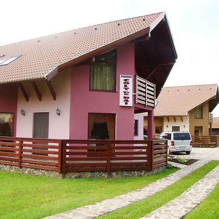 Hotel Colt De Rai Covasna Exteriér fotografie
